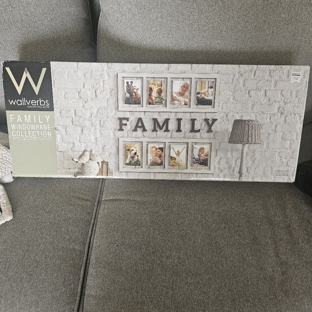Wallverbs Family picture frame